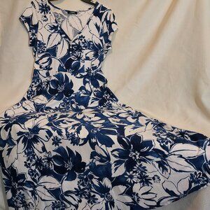 BLUE AND CREAM COTTON PRINT DRESS